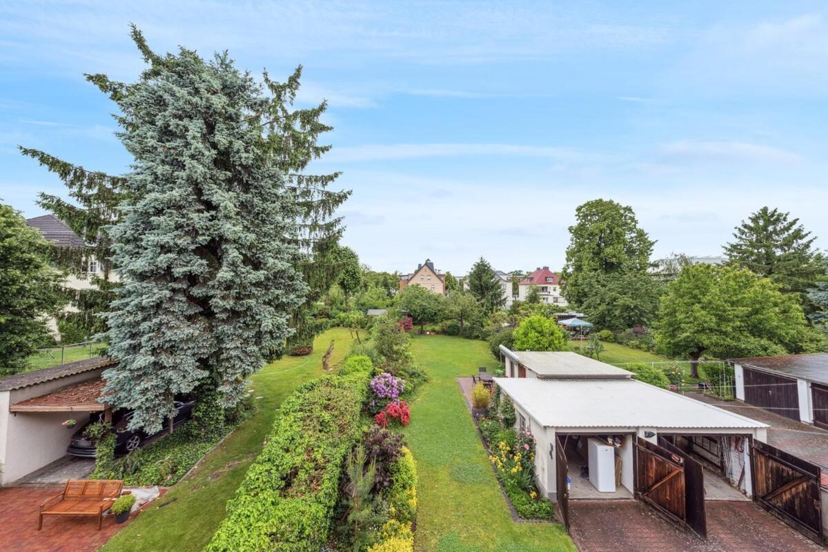 Modernes Apartment Mit Kamin Und Doppelbalkon * Cottbus